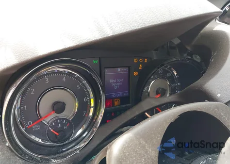 2016 Chrysler Town & Country Touring L from USA, damaged, VIN 2C4RC1CG0GR253123